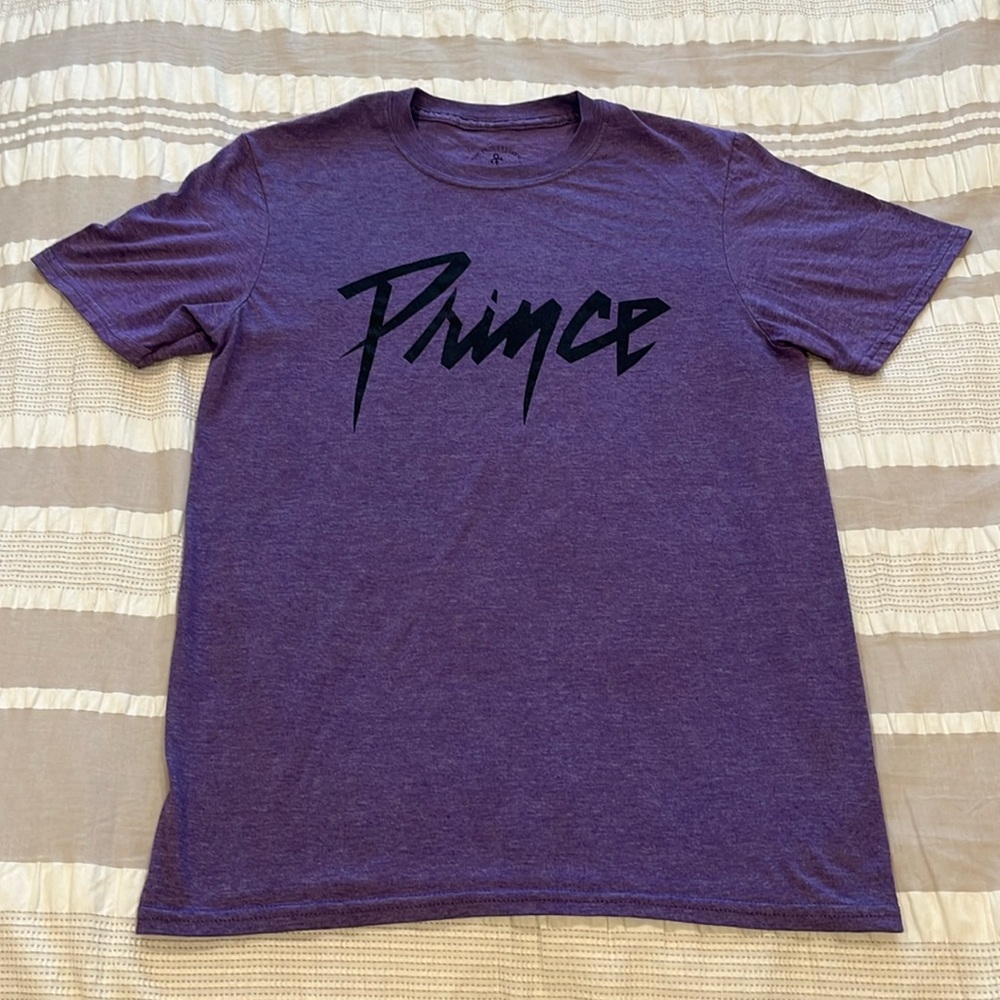 THE PRINCE ESTATE OFFICIAL & APPROVED Purple Prince tshirt Size Medium